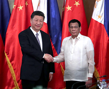 习近平在马尼拉同菲律宾总统杜特尔特举行会谈
